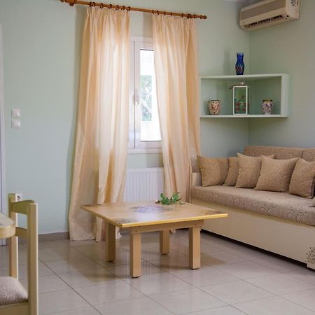 La Casa D'Estate Villa Lakíthra Buitenkant foto
