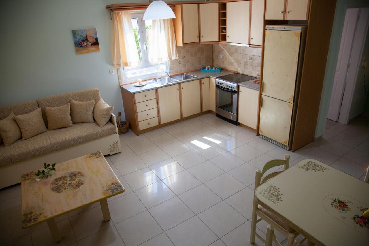 La Casa D'Estate Villa Lakíthra Buitenkant foto